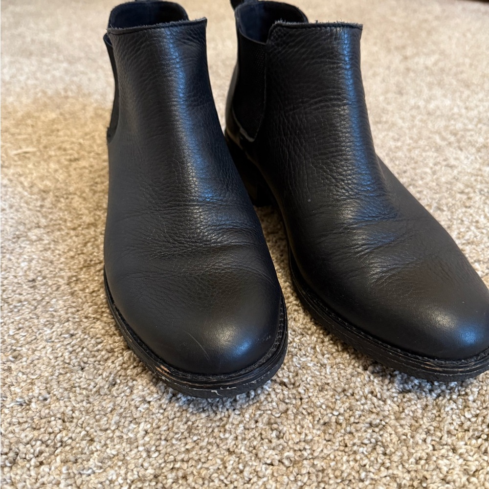 Sperry Black Leather Chelsea Booties - Picture 2 of 6